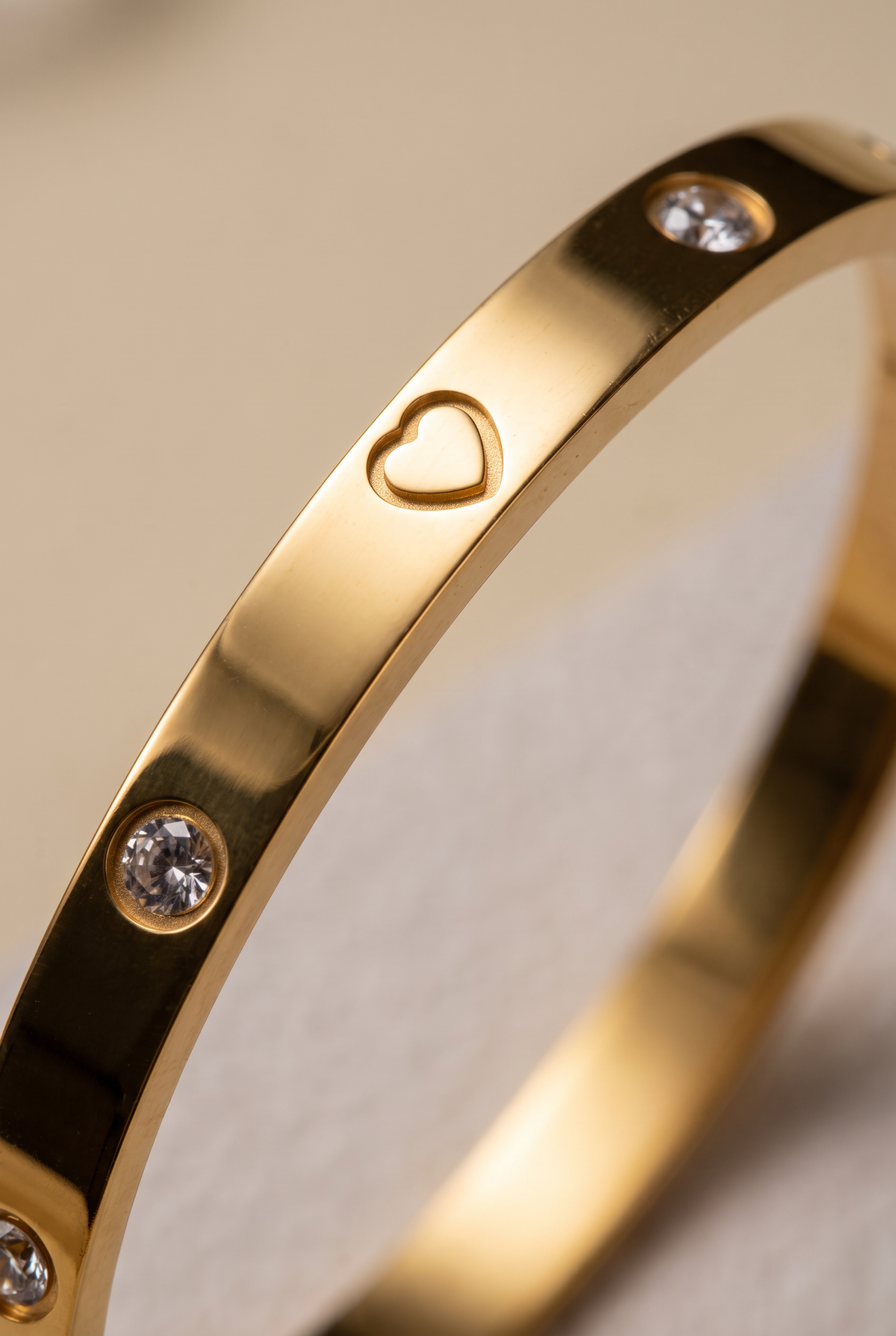 Crystal-Dot Bangle